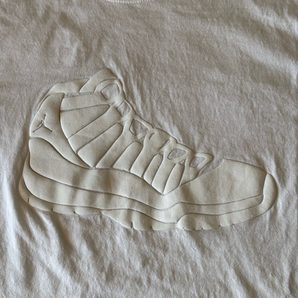 RARE 2009 Jordan Silver Anniversary Retro 11 T-shirt - Picture 2 of 6